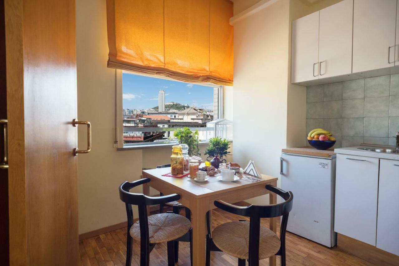 נאפולי Casa Laurino B&B מראה חיצוני תמונה